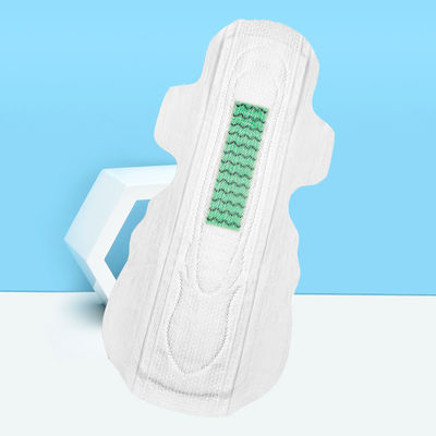 Bom preço Serviços higiénicos Mulheres Super Absorvente Algodão puro Acessórios higiénicos Largo comprimento Chips de anião Softcare Ultra fino 245mm 290mm on-line