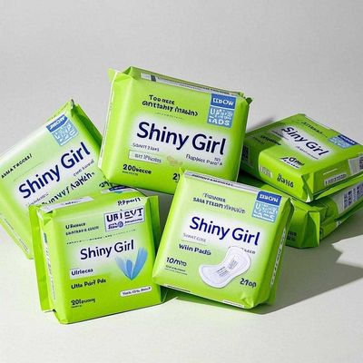 Bom preço Chips de anião de comprimento comprido Serviços higiénicos ultrafinos Serviços higiénicos de algodão puro de mulheres Super absorvente on-line